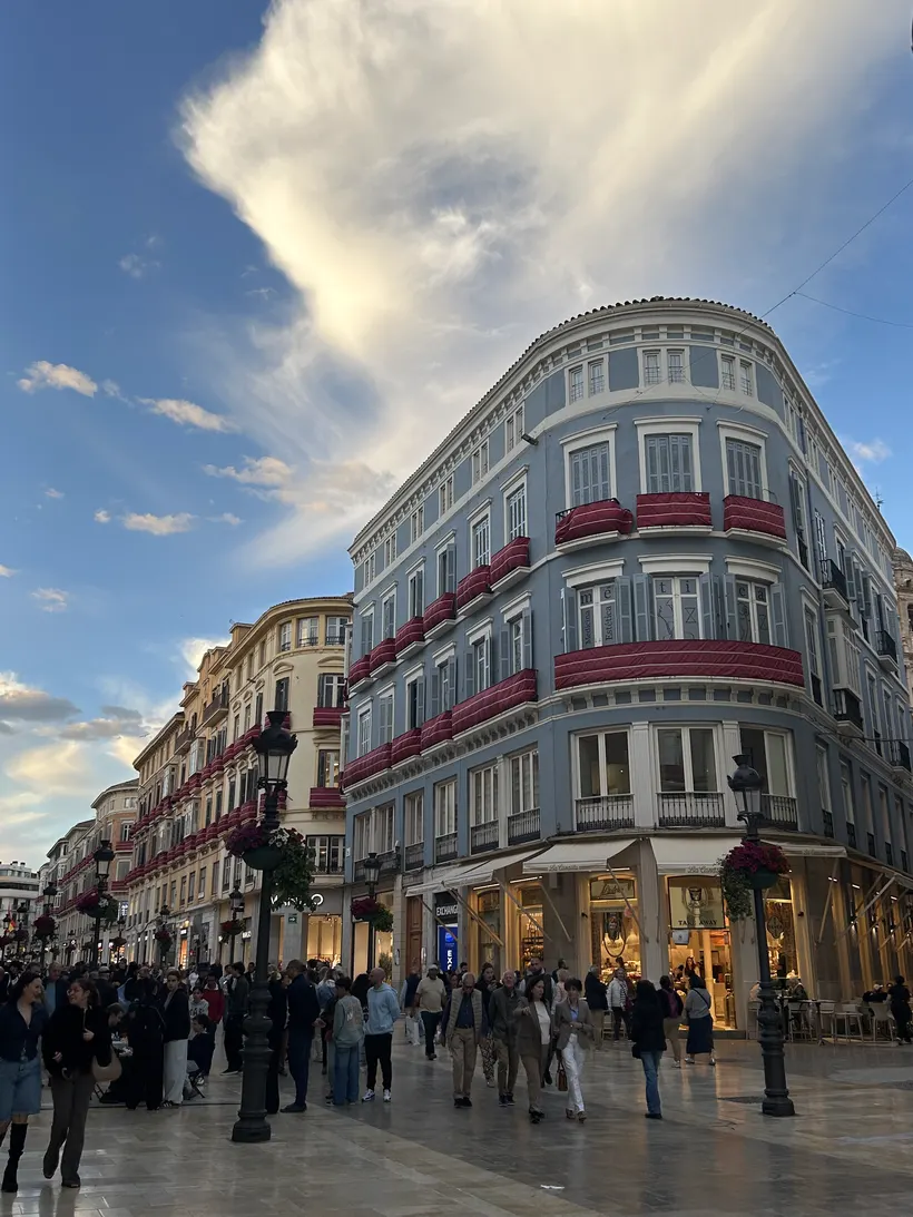 Die elegante Einkaufsstraße Calle Larios in Málaga